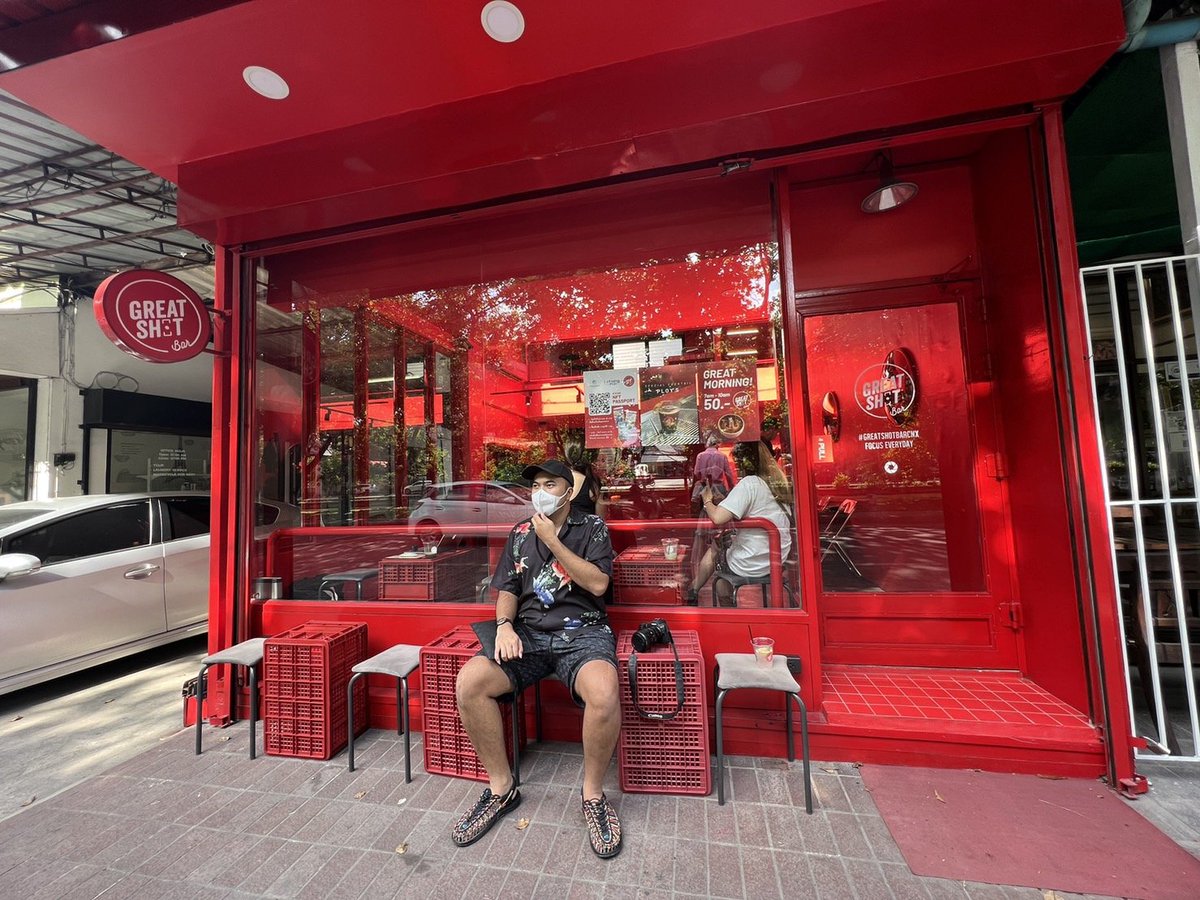kingxpattaya's tweet photo. สิ้นปีที่แล้ว น้ำหนัก 110 กิโล
ผ่านมาไม่กี่เดือนด้วยการเดินบ้าง วิ่งบ้าง
น้ำหนักเหลือ 96 กิโล

แปลว่า…เราเคยชนะมาแล้ว 14 กิโล ❤️

วันนี้อาจไม่ใช่วันแรกของการลดน้ำหนัก
แต่มันคือวันแรกของการ
 “กลับมาไม่ยอมแพ้”
เป้าหมายต่อไปคือ 85 กิ���ล
ปลายทางมีคนเวอร์ชันที่ดีกว่ารออยู่เสมอ #พัทยา https://t.co/bYR9uPfuRm