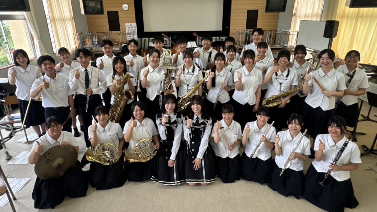 mrtwakemon's tweet photo. ／
㊗️#ひなたフェス パレードコラボ校決定！
両校サプライズ訪問の模様を放送予定🎬
＼

#髙橋未来虹 さん #小坂菜緒 さんが2校を訪れ直接報告✨

前回同様サプライズでの報告を試みた2人！無事成功したのか⁉︎☀️

🗓️放送は7/22(水) 
💡TVerは翌日正午〜

少し先の放送ですがお楽しみに🌈

#日向坂46 https://t.co/68Fie5tHfF