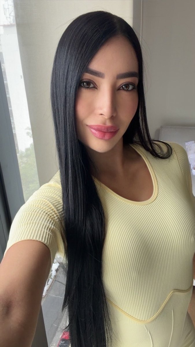 Montoy22Melissa's tweet photo. Hoy estamos modo 🇨🇴❤️‍🔥 📍#CiudadDeMéxico https://t.co/R0X6WACPK4