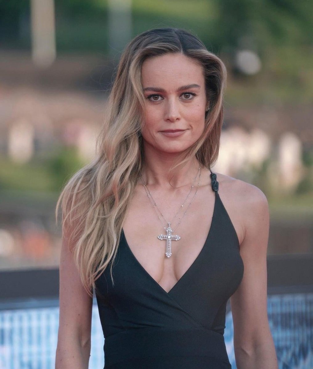 GentleBeauties's tweet photo. Brie Larson
#brielarson
Disclaimer: This picture was shared from Reddit (r/gentlemanboners) of user u/Respected-Commander https://t.co/1r2MLZBdVL