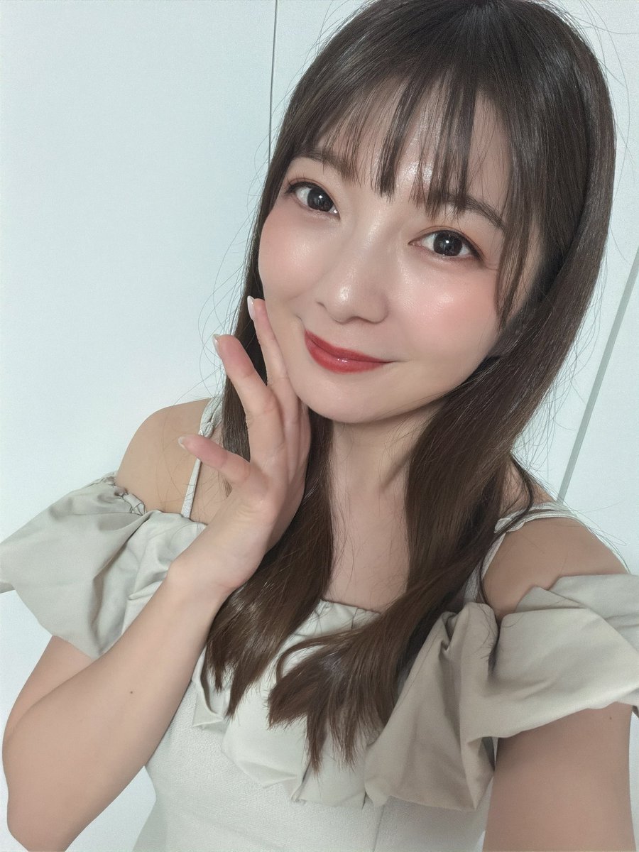 hanataba_yk's tweet photo. おはようございます🌤️
梅雨早く終わってほしいね🥹

7/5(日)ドリガラスト撮影会📸
ご予約スタートしております！！
2023年から出演してきてついに
ラストなので、満枠目指したいです🥹
ぜひご検討ください🥹✨
https://t.co/dAJNuE44cv https://t.co/mUCEljHWt2