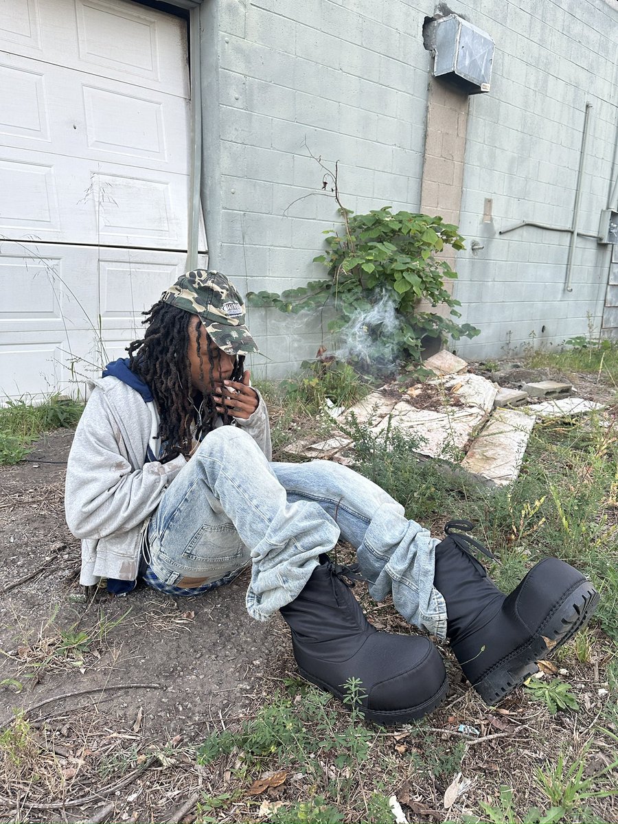 slugguala's tweet photo. get ya hands dirty https://t.co/leIgKiZhaG