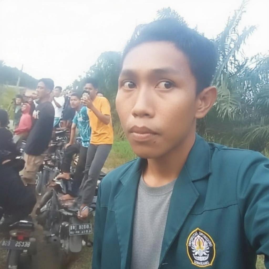 ppupyfox's tweet photo. klo termasuk golongan ga mampu mah bakalan mikir buat beli album kpop yg harganya bisa buat makan 2 minggu https://t.co/UXEZJzS6uV