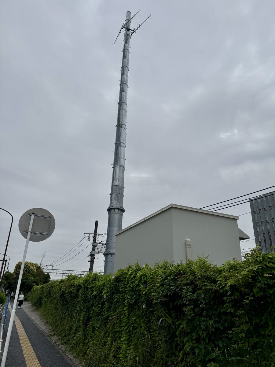 iron_wing's tweet photo. 風荷重、地震荷重、震動・共振対策他、設計基準てどんなだろう｡ https://t.co/yTvntqQbot