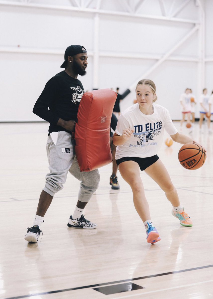 leowallace34's tweet photo. Had an amazing time at the Travis Diener elite 2030 camp! Learned lots of new things and got to play so good players! So glad I got an invite! Here are a few pictures from the camp! @DienerTravis @PGHWisconsin @jagselect https://t.co/MW7HktQQZo