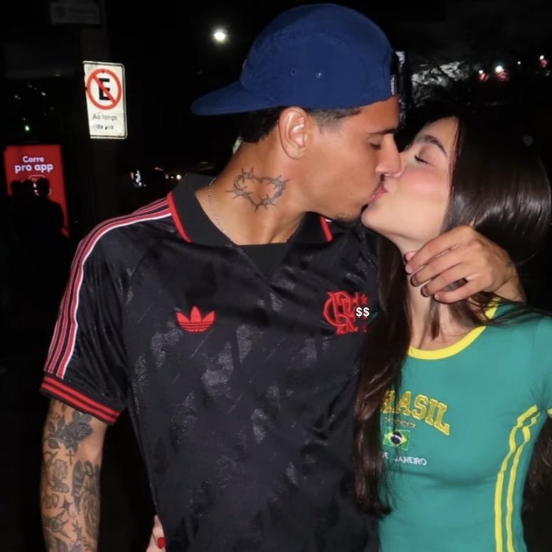 bosspictt's tweet photo. que se foda a fama, eu sou teu fã… 🤍 
(S2 - Kweller, Ecologyk) https://t.co/KjxK0O5EAb