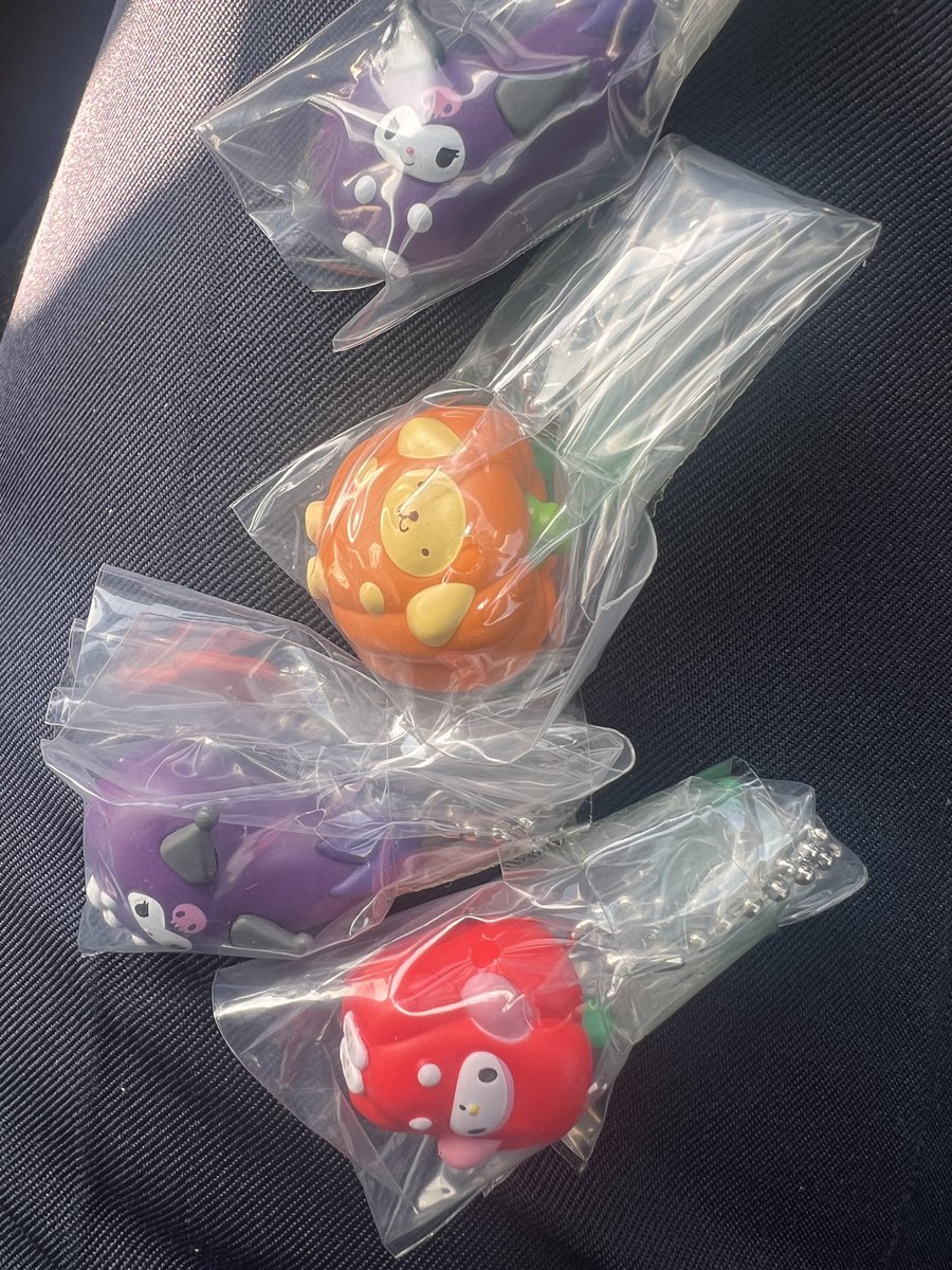 beeim16's tweet photo. 【交換】サンリオキャラクターズ
ベジタブルビスケット＆チャーム

譲：クロミ×2、マイメロ×2、ポムポムプリン、ポチャッコ×2

求：ペックル、キティ

郵送での交換希望です！
よろしくお願いします！ https://t.co/yLIkQcQVkC