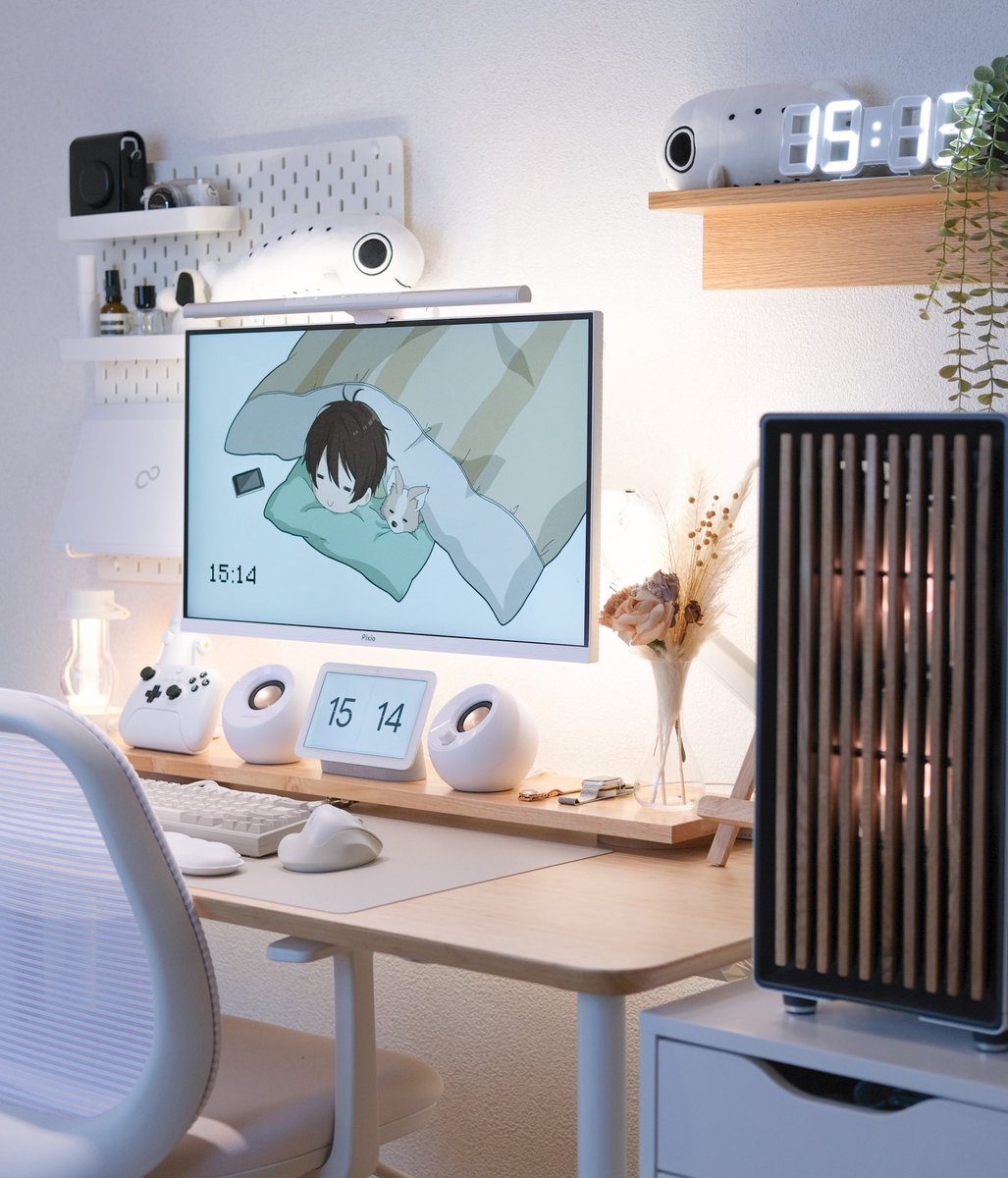 Ohshirataki's tweet photo. ☁ꕀ꙳. ° ＃desksetup ＃過去デスク https://t.co/bLmOm5MheH