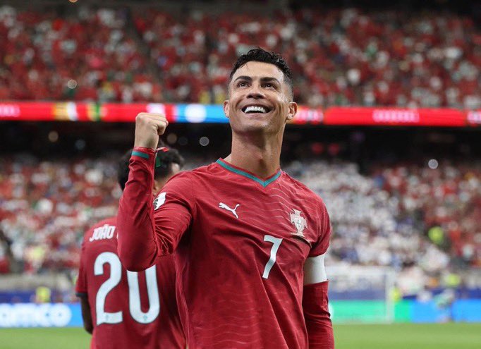 ShemryQ's tweet photo. اعظم ماقيل عن تسكيت و إلجام الافواه

" IM BACK   IM BACK   IM BACK “ https://t.co/kVRqYNF8hh