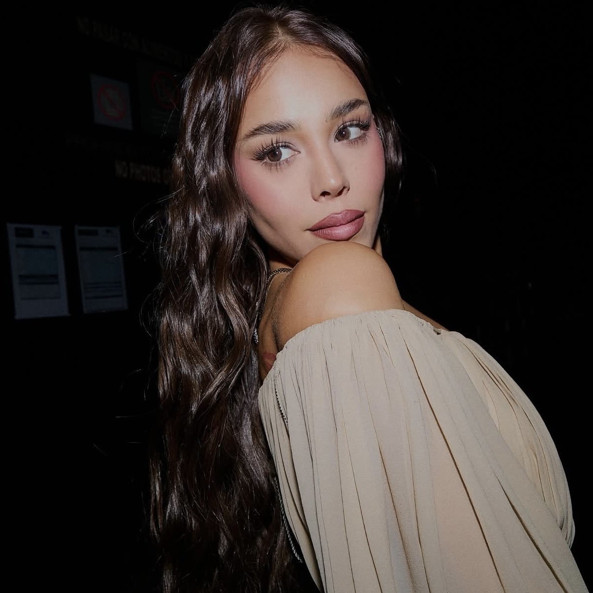 UniversalMPeru's tweet photo. Feliz cumpleaños a #Danna, dueña de himnos, looks inolvidables y una energía imposible de ignorar 🎂🔥 https://t.co/K4jyoqy2u2
