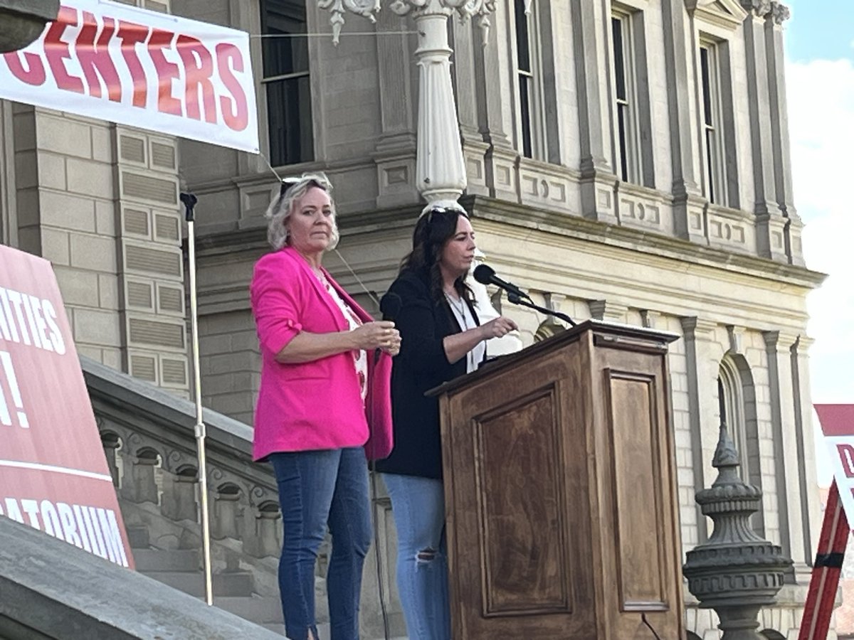 MIDistrict9's tweet photo. Activists Tammy Clark and District 4  EC member @KristenMeghan speak out against data centers at today’s rally in Lansing. https://t.co/18ZwoYMLOr