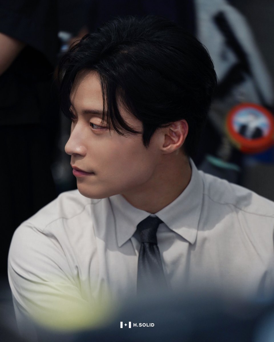 continueternal's tweet photo. 소속사 인스타에서 올려주는 사진 보는데 진짜 퀄리티 ㅈㄴ좋다 구도도 다양하고 
일단 피사체 허남준 < 이분 너무 아름답게 나옴 https://t.co/gVkFeU3NVT