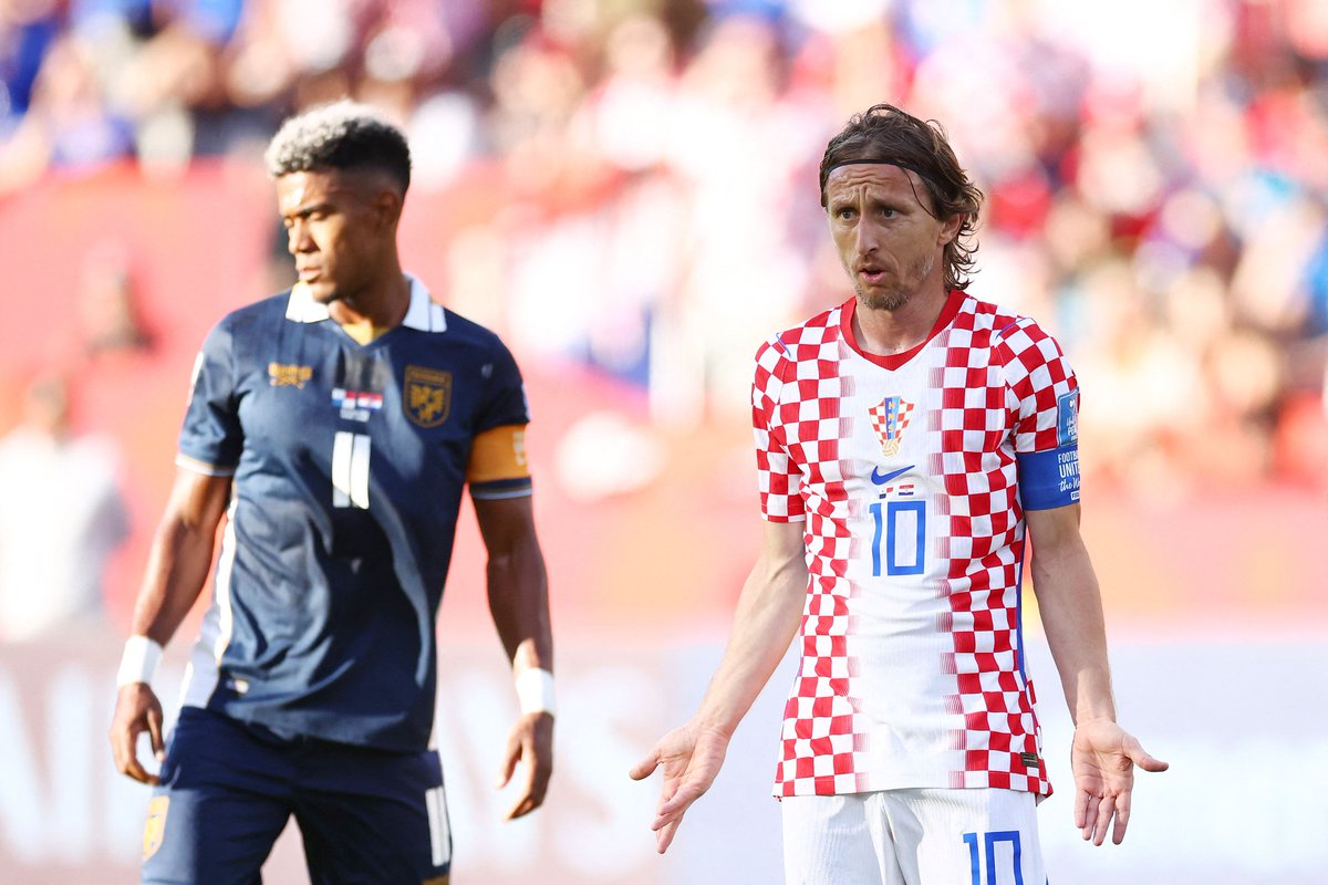 RM4Arab's tweet photo. الأسطورة لوكا مودريتش ضد بنما 🇭🇷📸 https://t.co/ULks62MyVE