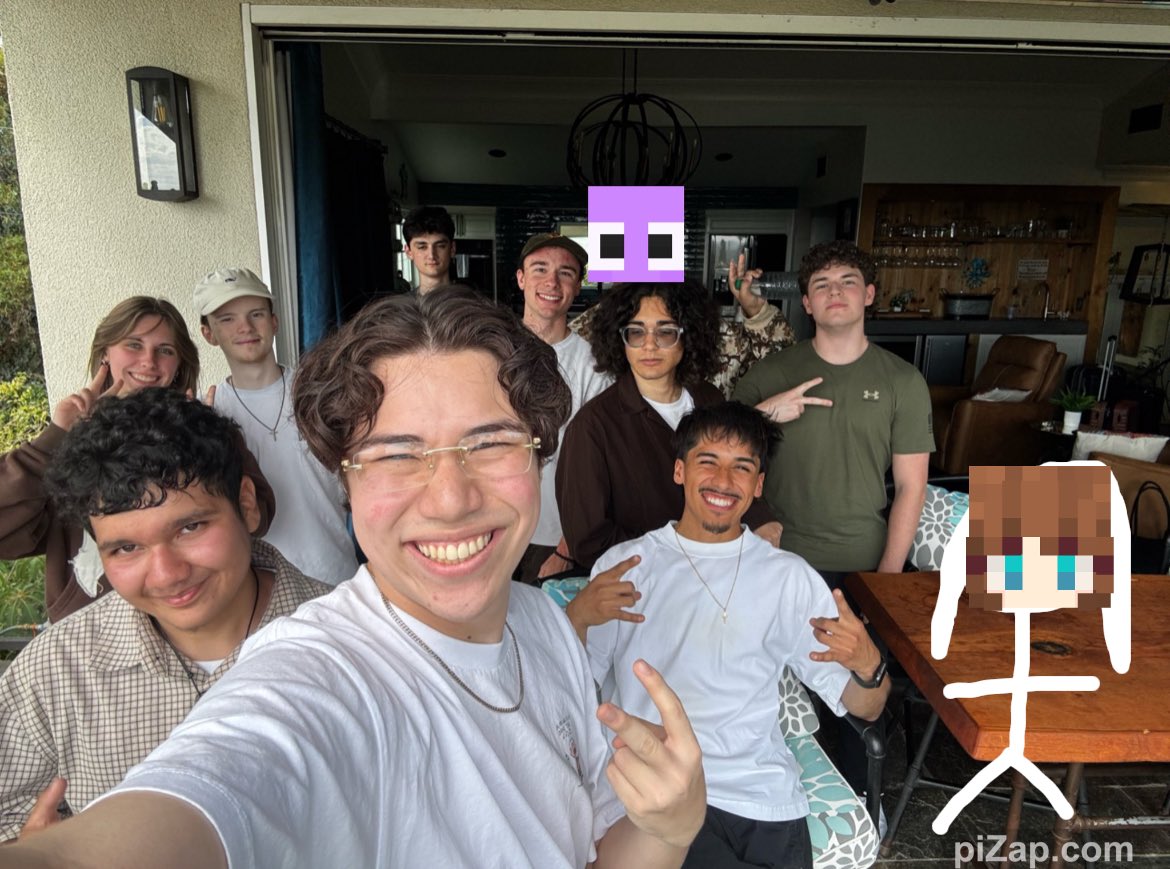 MkDoesStuff tweet media
