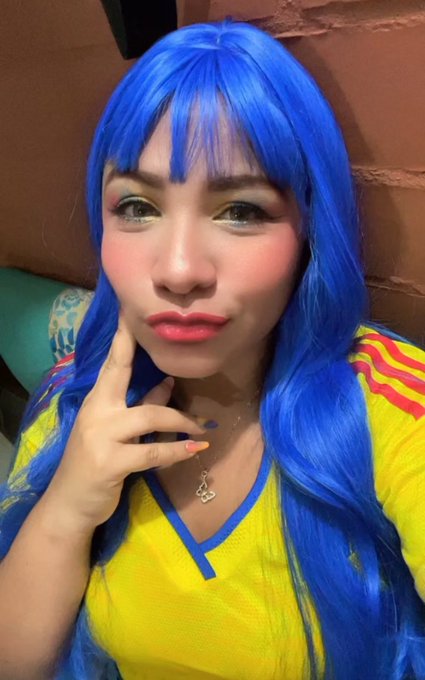 Penelope Olsen (+18) - 1 pic. Apoyando a la Selección 🇨🇴 Si se puede 😉 📽️ @mrdproductionsX 📹 #TeamMrDProductions 🔥 https://t.co/24xL7jbvc8