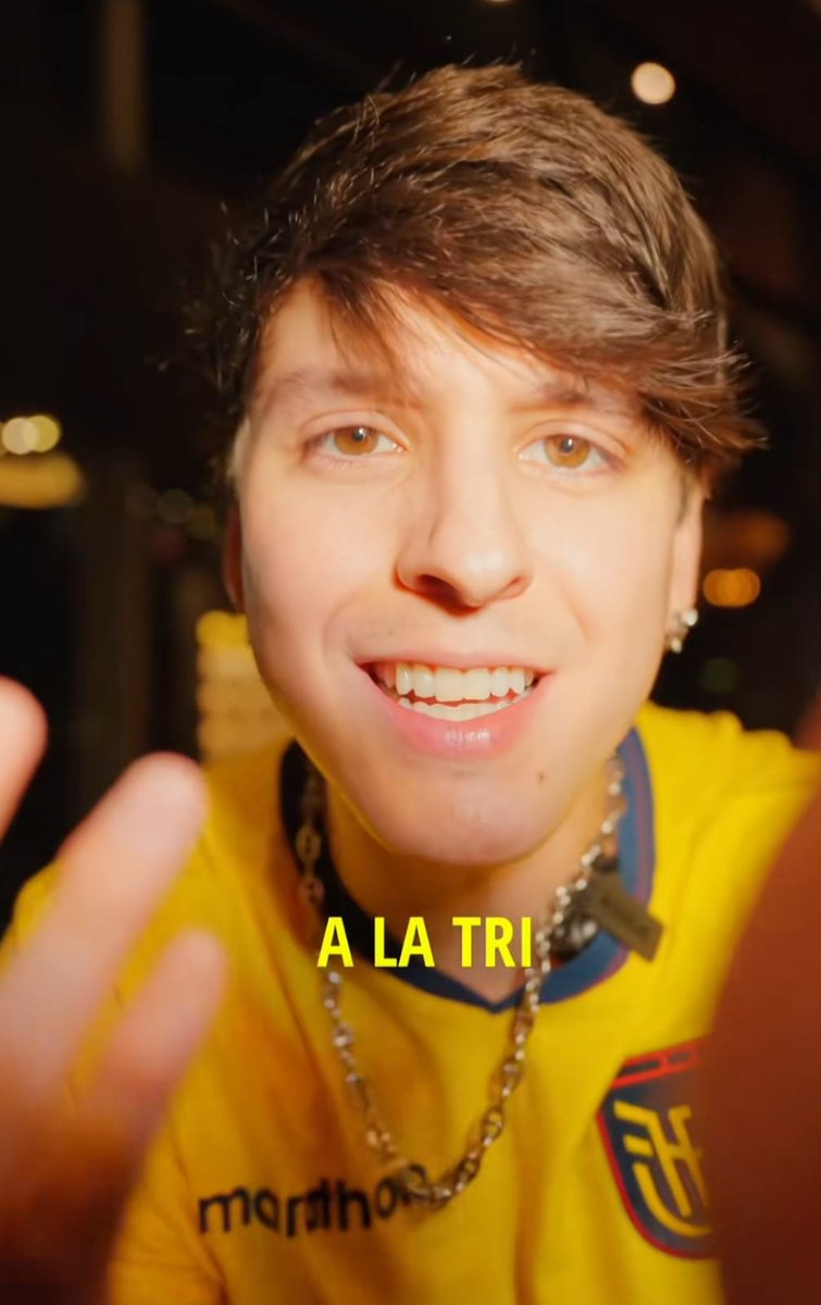 𝐃𝐚𝐧𝐢 tweet media