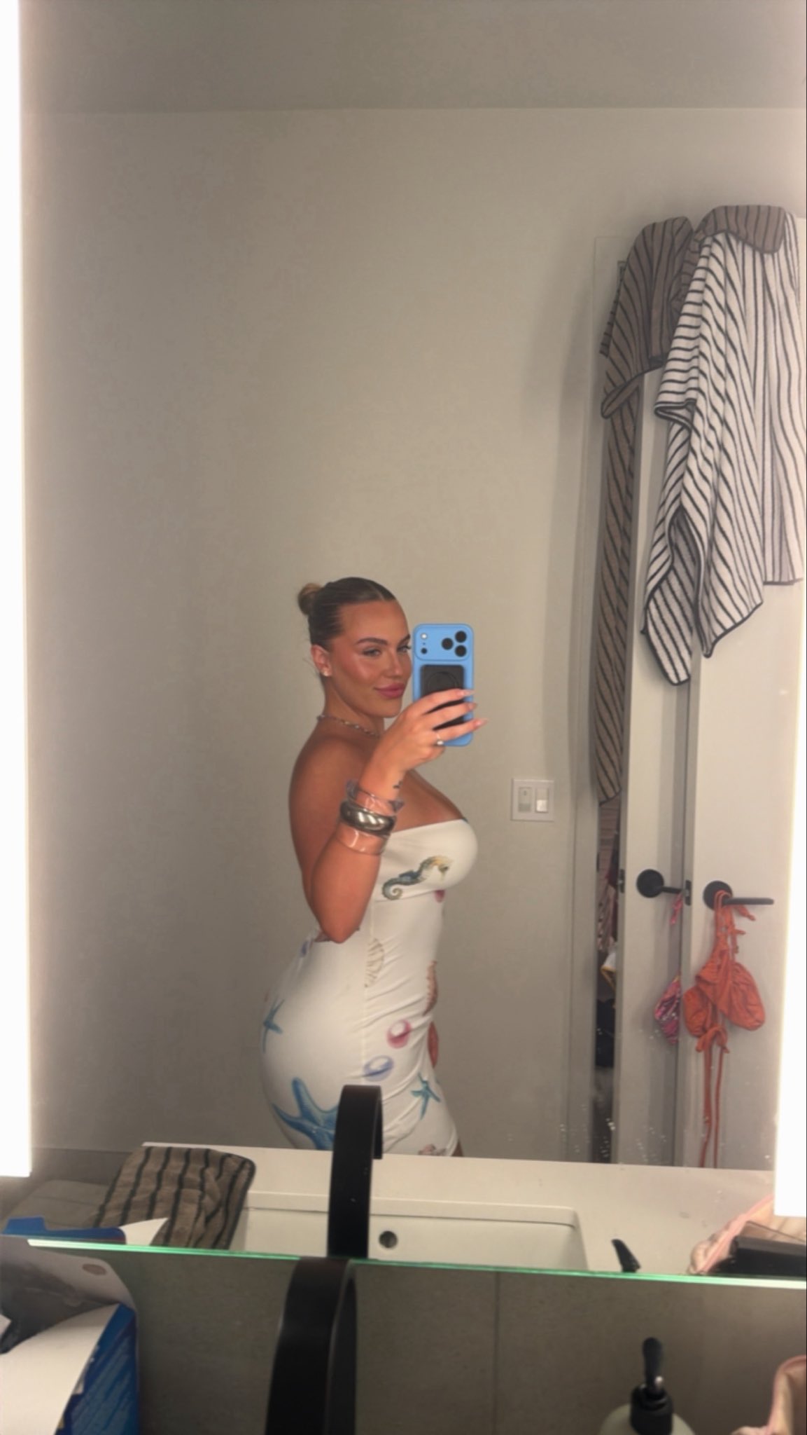 2 pic. Hey yall❤️ https://t.co/lG4GLf1iq3