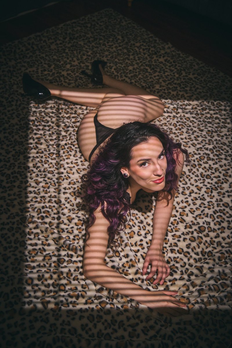 ange_linajasso's tweet photo. Photo by @lifestyle_boudoir on insta and Facebook 
Check my insta out @angieafterdarkkk 
#model #modeling #boudoir #photography https://t.co/wkUGSikHdu