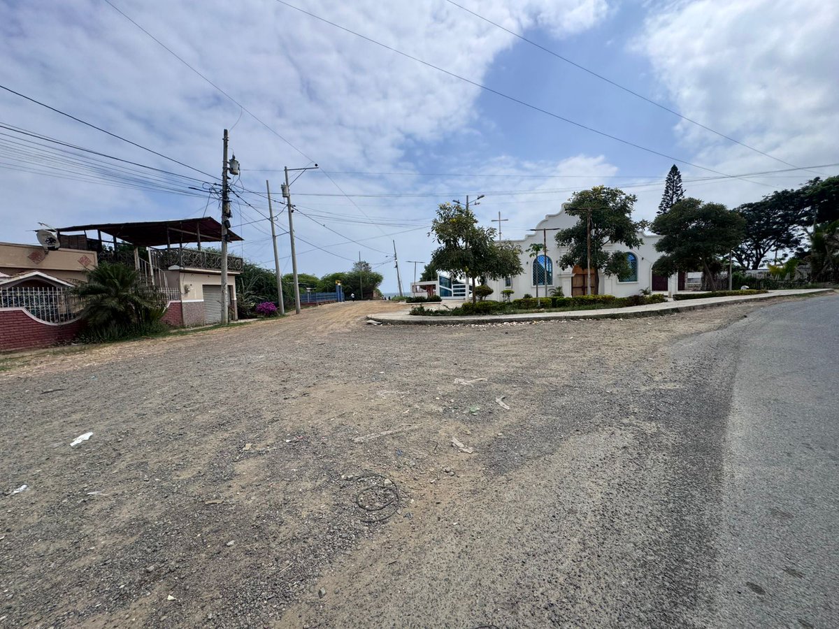jqdeportes's tweet photo. Logística y Deportes JQJ., sportslogistisec, y la Escuela de Fútbol Playa Alexandre Soares Ec., de recorrido por Data de Posorja. #futbolplaya #beachsoccerworldwide #somosdeportes https://t.co/HJ92yDe4Tv