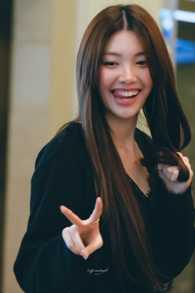 69__Simple's tweet photo. ขอให้เป็นวันที่ใจดีกับทุกคนรวมถึงเราด้วย 🤍

คิดถึงเจ้าเด็กจิ๋ว ออมกรณ์มาก 🫳 https://t.co/dNHDvqRo4w