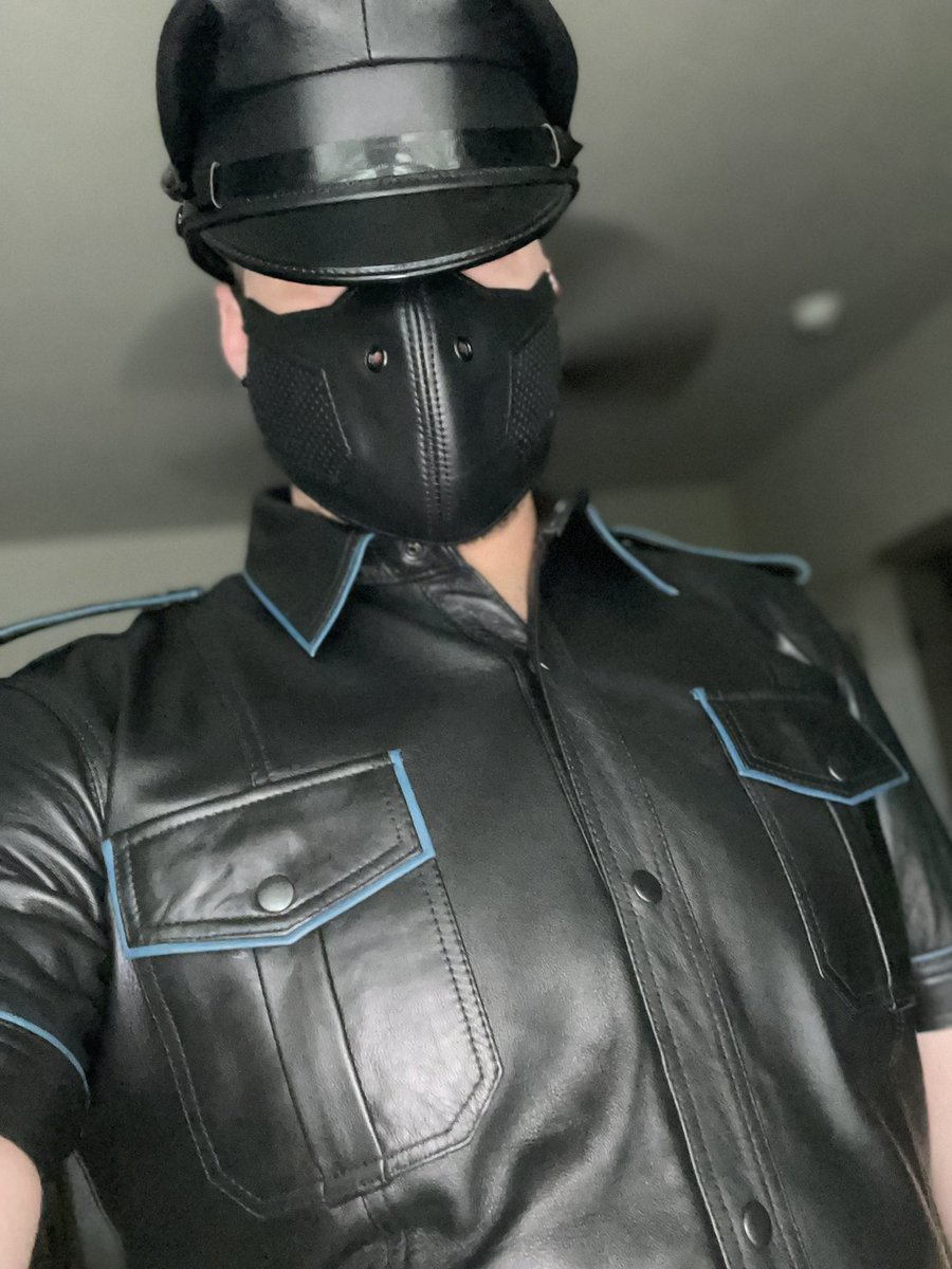 LTHRMaster816's tweet photo. Which of you subs are ready to play a game? 😈 

$LTHRMaster816

#findom #leather #master #submission https://t.co/yk44vBF7w7