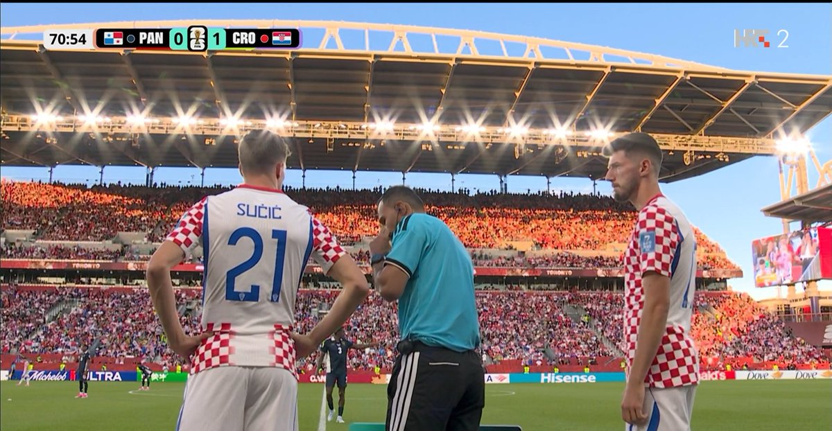 CroatiaFooty's tweet photo. 🟩 Luka Sučić and Petar Sučić
🟥 Marco Pašalić and Kovačić https://t.co/ikQoQ3t3eA