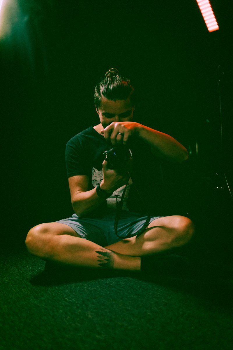 JJFryFry's tweet photo. Relax, I just wanna take some pictures https://t.co/t7c6hAetse