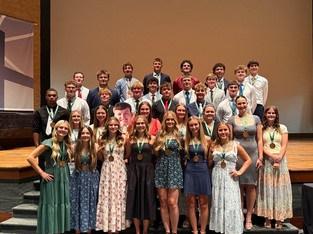 nwdabsports's tweet photo. Congrats to our OHSAA Scholarship Award Winners who were honored this evening at the University of Findlay! https://t.co/GNdQPuLkI4