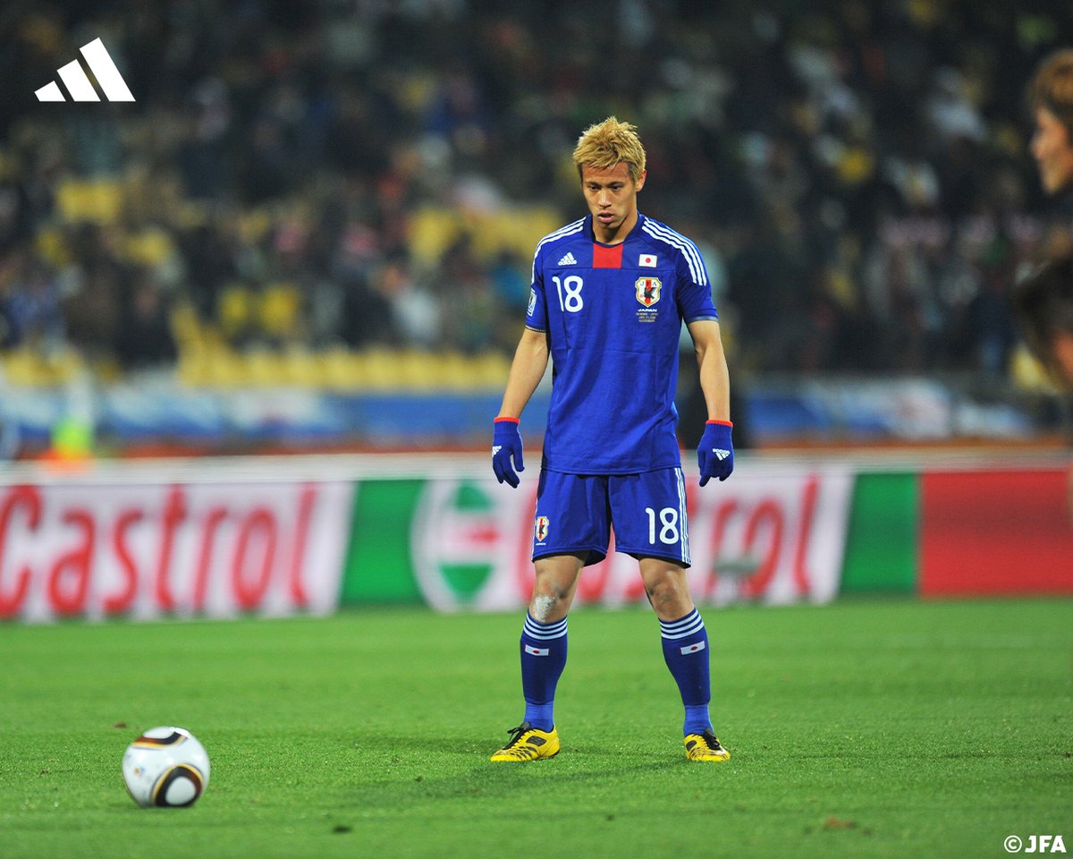 jfa_samuraiblue's tweet photo. 【#𝐎𝐧𝐓𝐡𝐢𝐬𝐃𝐚𝐲】2010.6.24 🔙
🏆2010 FIFA WORLD CUP 南アフリカ
🏟️ルステンブルク(南アフリカ)

🇯🇵SAMURAI BLUE 3-1 デンマーク代表🇩🇰
⚽️17' 本田圭佑 ⚽️30' 遠藤保仁 ⚽️87' 岡崎慎司

#adidasfootball 
#最高の景色を #SAMURAIBLUE
#サッカー日本代表 https://t.co/PhWxJLZxWh