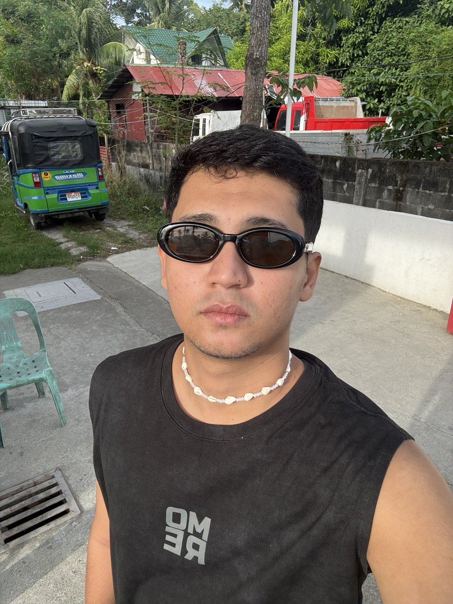ABDULLAHAMIGOS's tweet photo. Puerto galera https://t.co/PNNWJ1JQCr