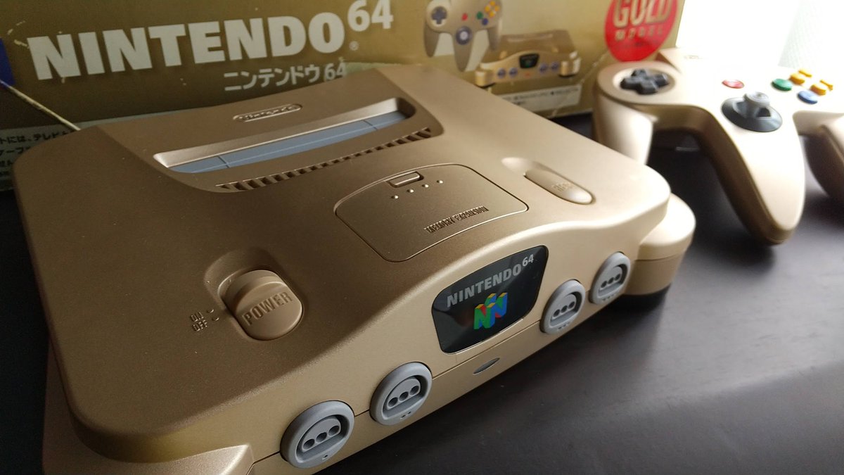 001hvc's tweet photo. 「NINTENDO64」発売30周年
いまでは当たり前のカラーバリエーション
据え置き機ではN64が初めてだったはず。
当時はゴールドやスケルトンがやたらと
流行してたっけ
#NINTENDO64
#ロクヨン https://t.co/qyPCq9MKnP