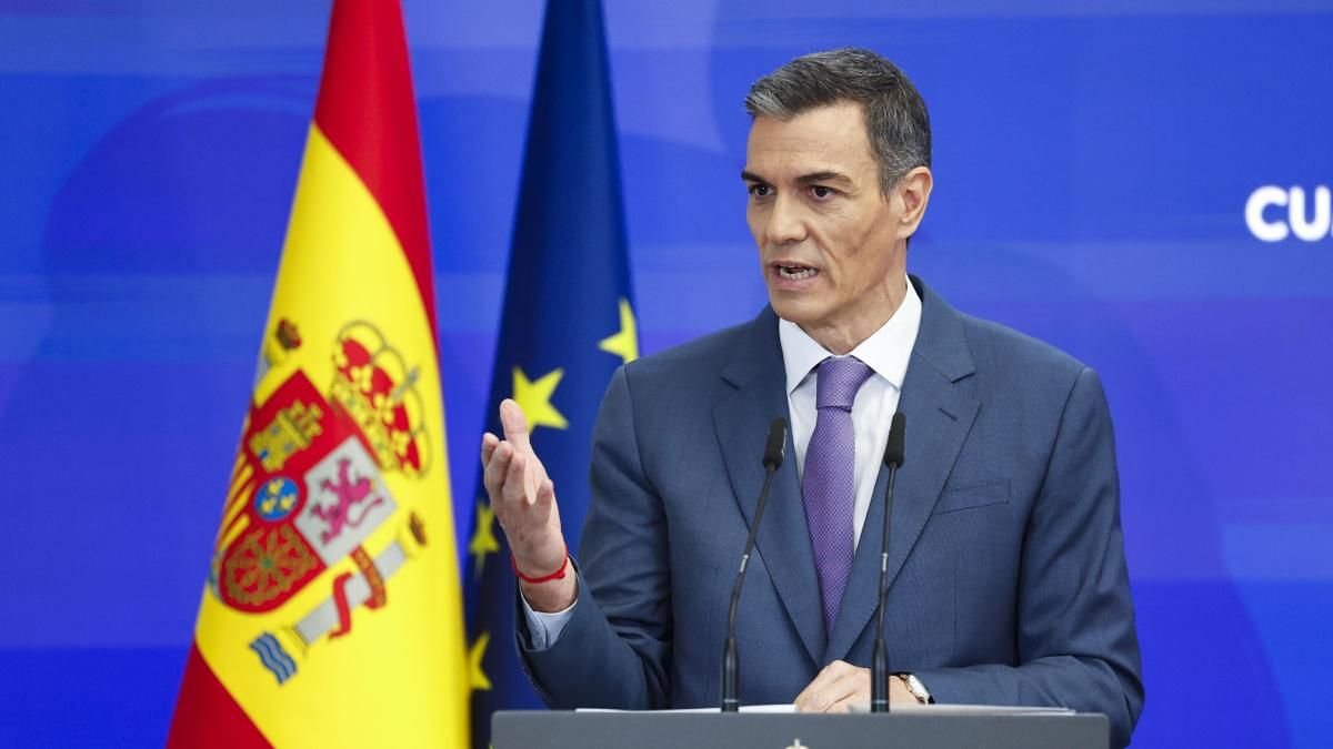 Encuestando's tweet photo. 📊 ¿Debe Pedro Sánchez DIMITIR y convocar elecciones generales?

🔄 SÍ
❤️ NO https://t.co/BVovu8tkZ9