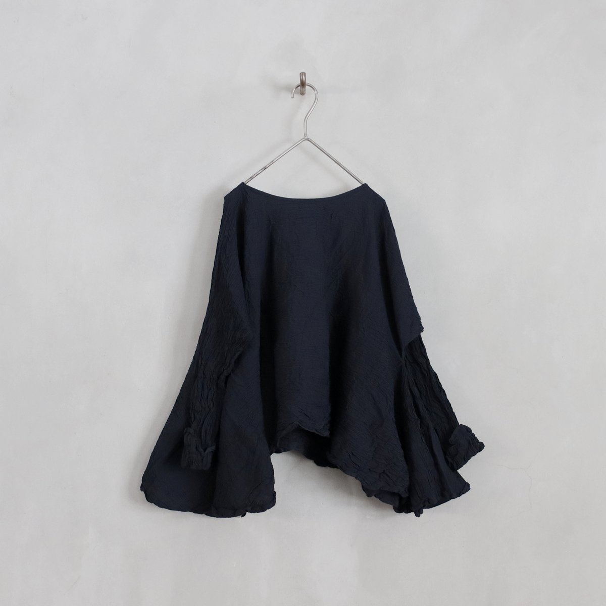 VisionsAntiques's tweet photo. daniela*gregis 2026 s*s
blouse olma lavata
100% cotton
black

dress ama ma lavato
100% cotton
optical white

https://t.co/2Msy0ZsIz3

contact@v-i-s-i-o-n-s.com

06.6222.1123 https://t.co/6OeU806fab