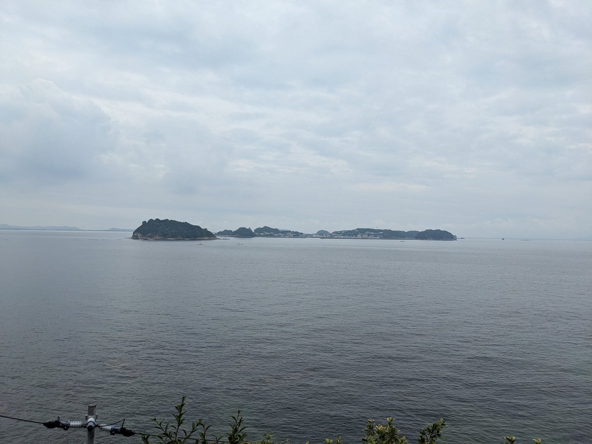 kachimasou1's tweet photo. 日間賀島　本日は曇り https://t.co/FnuzoCNyj0