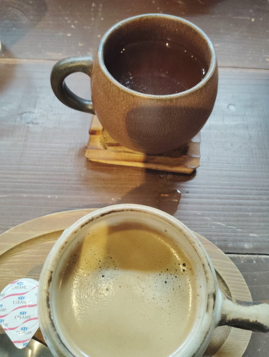 20marimari17's tweet photo. 昨日は前から行ってみたかった北24条の『ごはん家cafeみやび』さんへ🍚
土鍋の贅沢タコの炊き込みご飯をチョイス🐙

最後に出し茶漬けにもできます🤤

今日も20時オープン🍺

お待ちしてますー✨ https://t.co/zxu791p3go