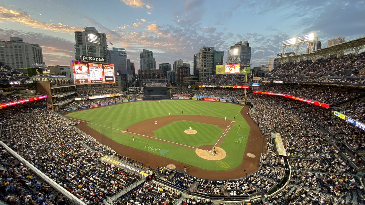 ImTylerMorrison's tweet photo. Baseball skies for my childhood team vs. my current team. https://t.co/cIdagprhlz