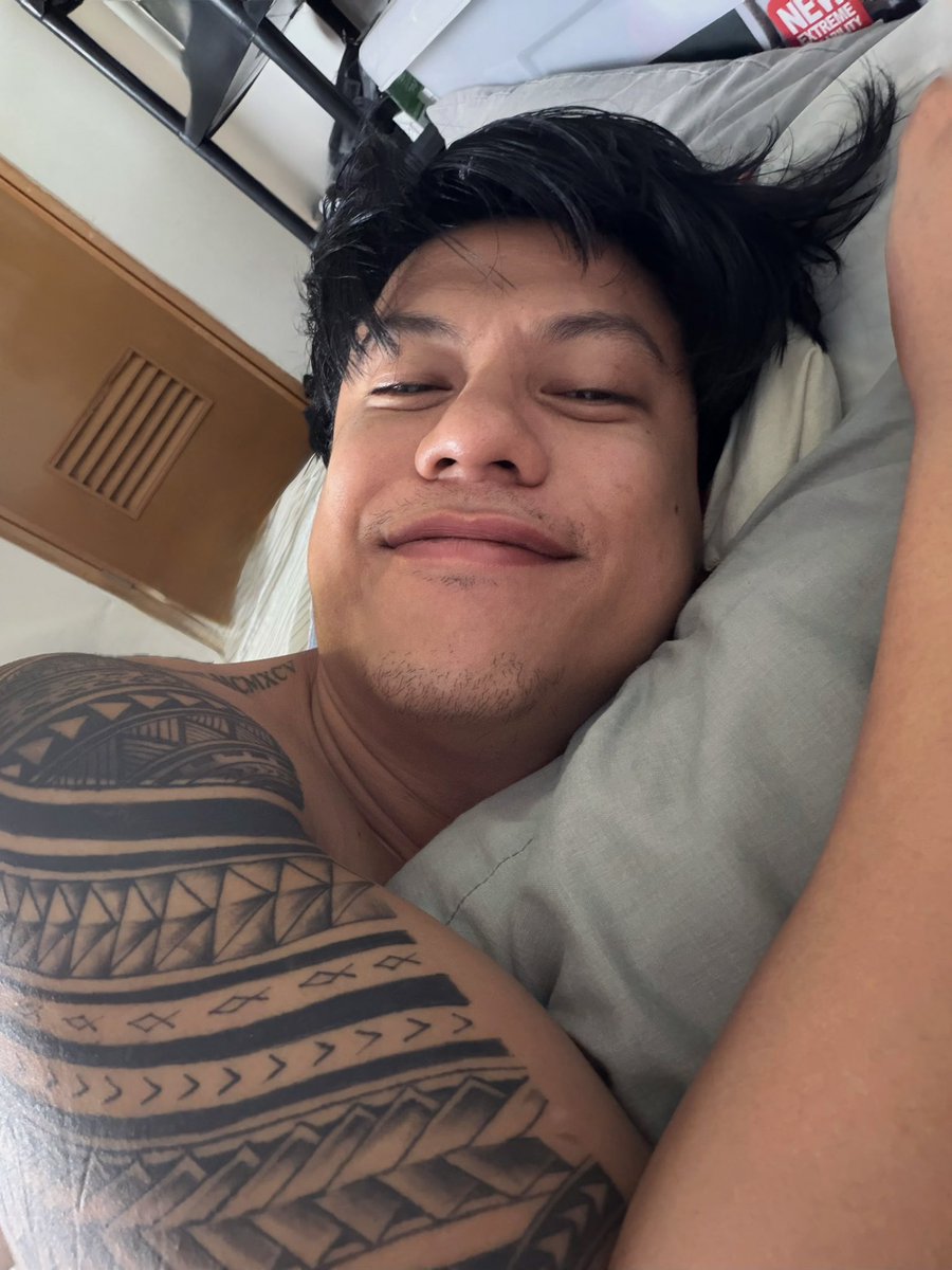 antijoms's tweet photo. Cuddle weather https://t.co/XJNslnau8p