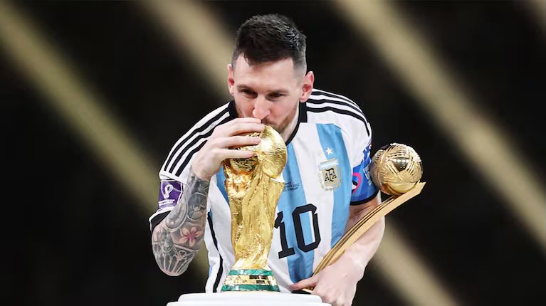 fedeebongiorno's tweet photo. 🎂 Hoy cumple 39 años Lionel Messi https://t.co/WO3VdsgelK