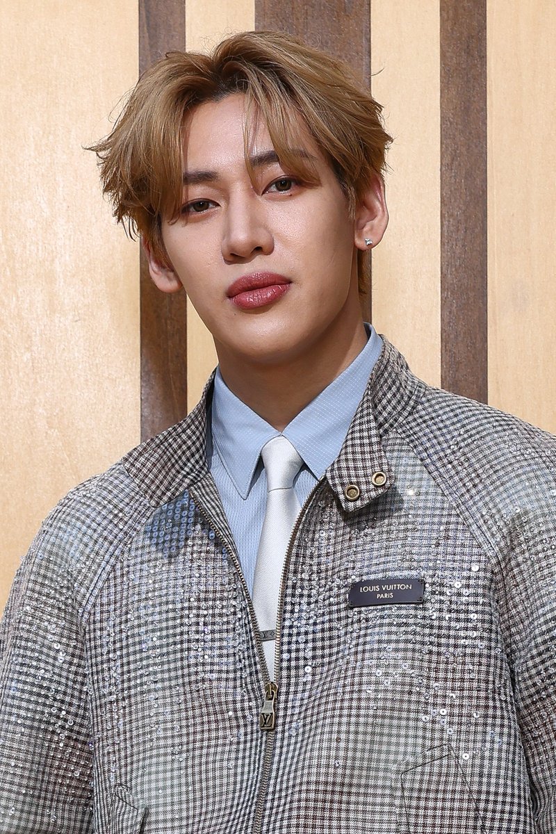 popconth's tweet photo. @anuree794179 @BamBam1A สินทรัพย์ระดับพรีเมียมของวงการนะคะ #BamBamxLVMenSS27 https://t.co/vgJGof3EjH