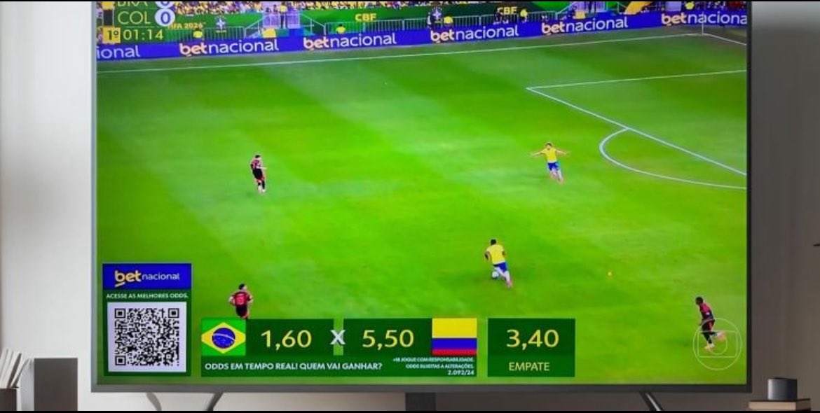 BandeiraReal's tweet photo. @Ocolossall @alexcrfla https://t.co/9odubwPvbC