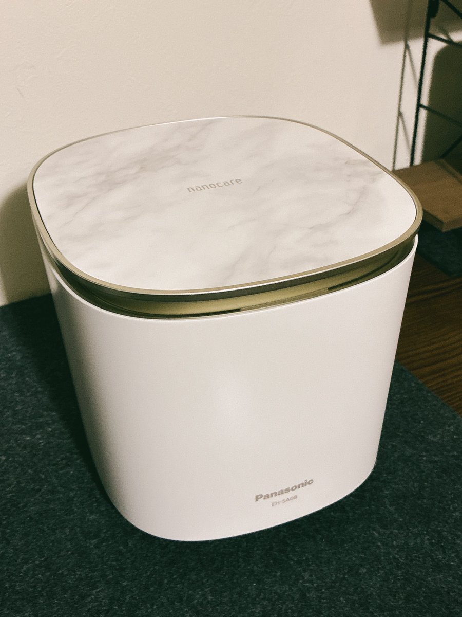 puapurea1's tweet photo. 誕プレ＆Rezデーのプレゼントもらった！ https://t.co/JOzFYcBBwo