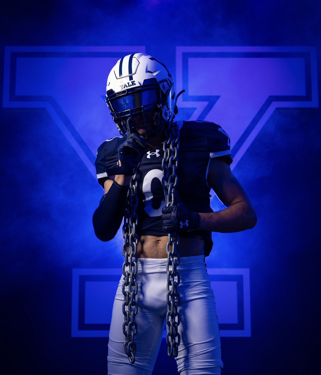 Luca_antoun's tweet photo. Thank you @yalefootball for the amazing visit and hospitality! We had a great time this weekend!!! @coach_smcgowan @paupaupau5 @maknight3 @Kalus_Murphy 
@CoachHankCarter 
@LTHSCavFootball https://t.co/Dwwp1zP5oT