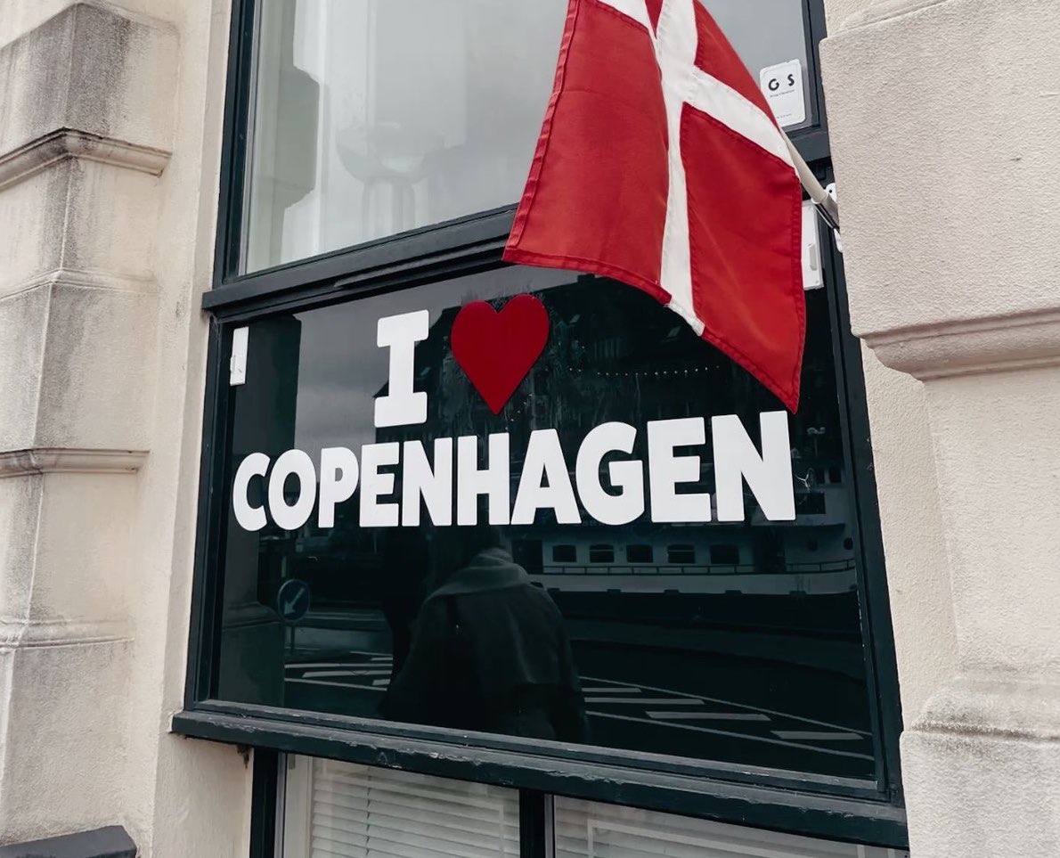 preawbillpp's tweet photo. Copenhagen ❣️
ไม่ใช่แค่อยากไป แต่ต้องไปให้ได้ 🫶🏻 https://t.co/KejwOZJvjA