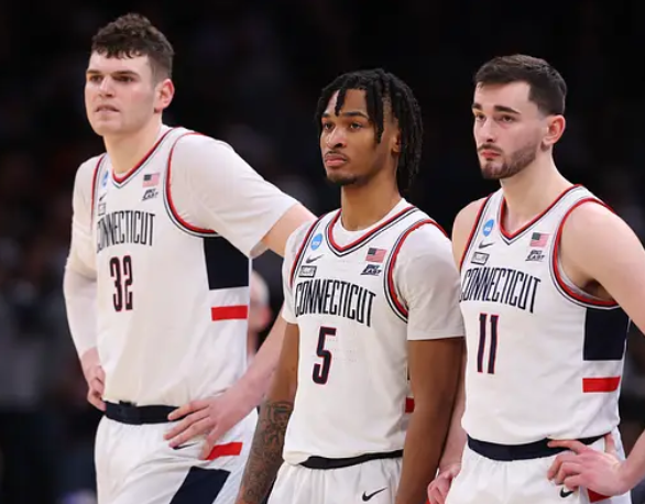 Aaron_Torres's tweet photo. Final tally on  2024 UConn Huskies:

* Three first round picks (Donovan Clingan, Steph Castle, Alex Karaban)
* All five starters drafted (Cam Spencer, Tristen Newton)
* 37-3
* Six double figure NCAA Tourney wins
* National title

One of best teams of the modern era.

Period 😤😤 https://t.co/1Uu4MKTduo
