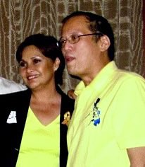 leahnavarro's tweet photo. This was taken on 15 August 2009 when the Black &amp; White Movement asked @noynoyaquino to run for president. Thankfully, he listened. He won. He changed so many lives by doing so much good. Like his mom, Tita Cory, PNoy served with all his heart. Thank you, boss, always. https://t.co/TLTzpOrfmm