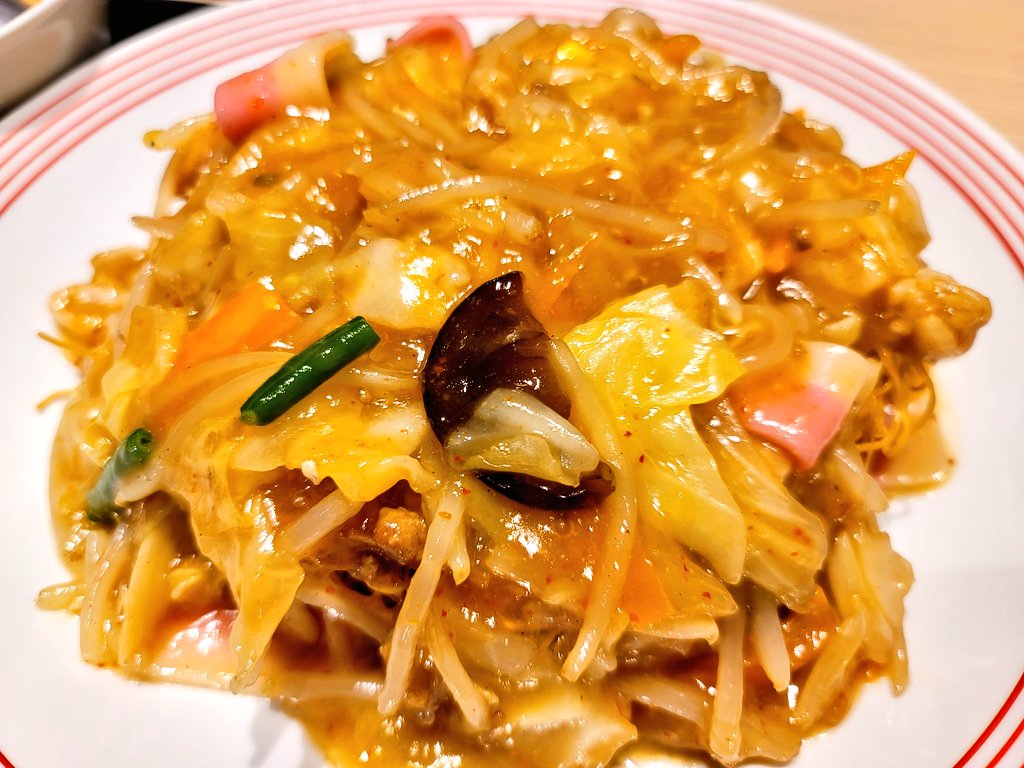 hapohapo_sub's tweet photo. 長崎出張１日目♪昼食♪
ピリ辛皿うどん♪😂👍️ https://t.co/pzVkUTUtem