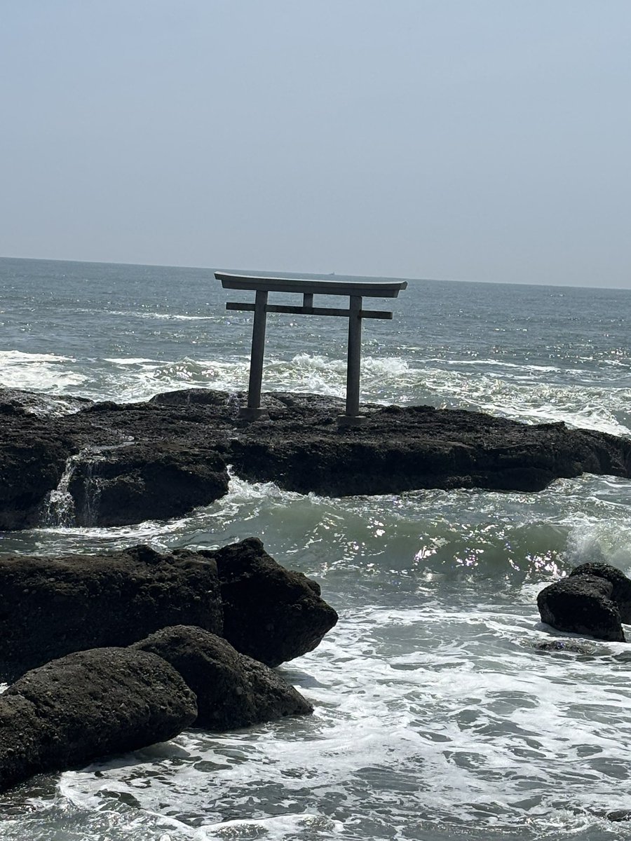 ButtobiJk's tweet photo. 今日は早起きして鹿島神宮→大洗磯前神社⛩️へのプチツーリング🏍️ https://t.co/eQ1ECv0pVl