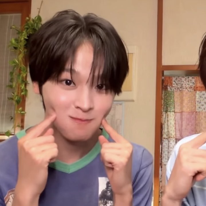 marikuu's tweet photo. 아 햄햄이 
동글동글 볼쨜 주머니에 해씨 한가득 저장했나바.. https://t.co/XB0cHzMNAX