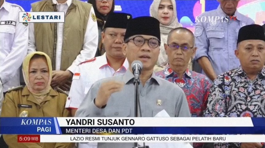 ZulkiflyEdwar4's tweet photo. *MBG* adalah program negara untuk memastikan terpenuhinya standar gizi anak dan ibu hamil di Indonesia, *Koperasi Desa Merah Putih* menguatkan ekonomi masyarakat desa
@YandriSusanto
@ARizaPatria
@KemensetnegRI
#KementerianDesaPDT
#BPSDMKementerianDesaPDT
#TPPMenguatkanMBGdanKDMP https://t.co/cbCiNbenGU