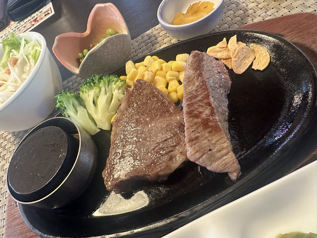 くずね tweet media